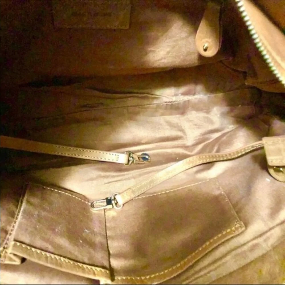 Anne Fontaine Signature Embossed Flower Leather Tote shoulder Bag.
